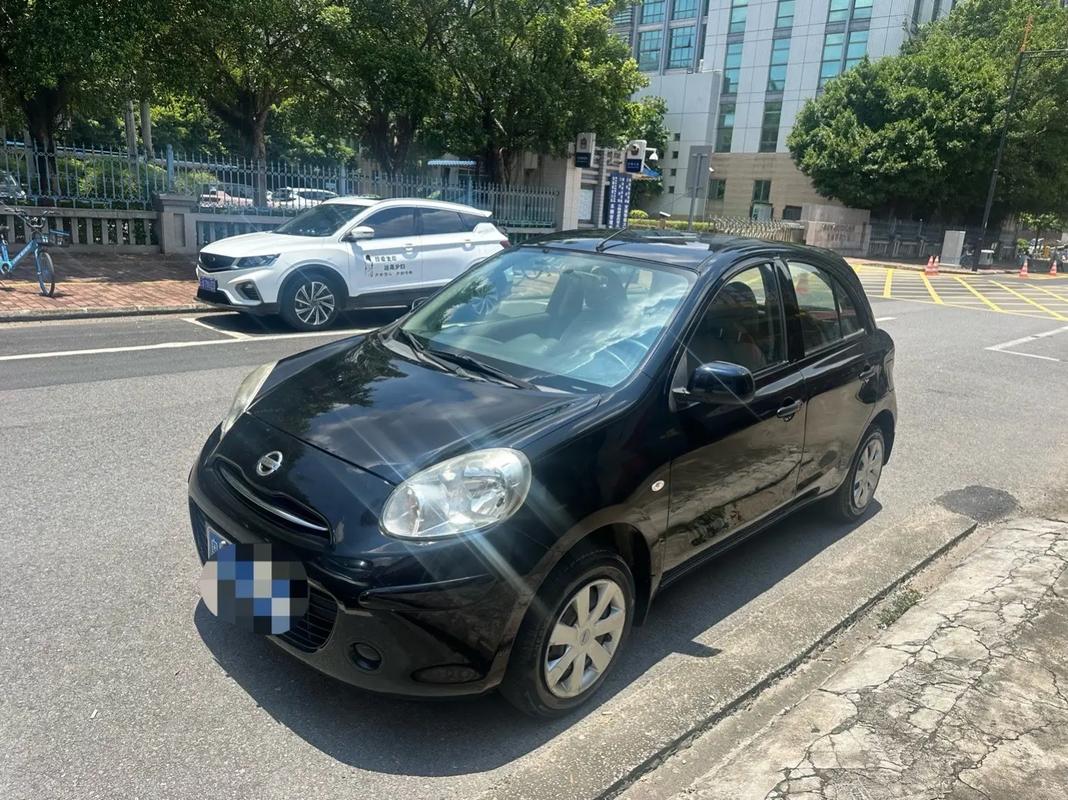 日产玛驰2011款报价及图片,日产玛驰2011款报价及图片大全