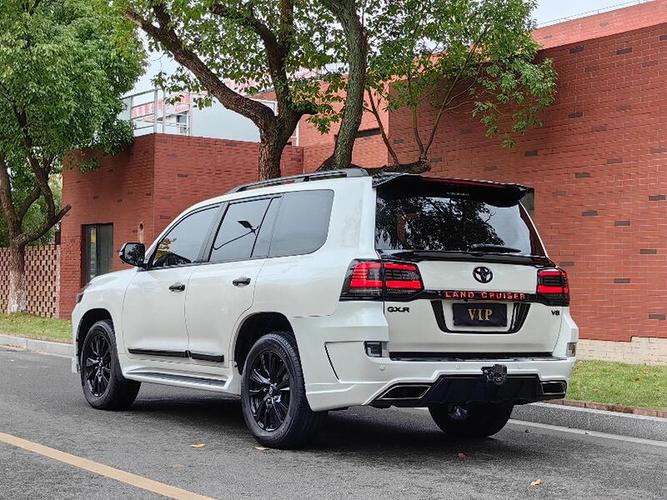 兰德酷路泽改装效果图,丰田兰德酷路泽改装案例