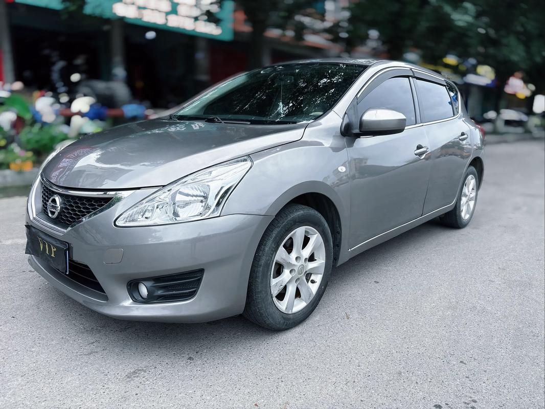 尼桑骐达2013款自动挡,2015款尼桑骐达自动挡标配