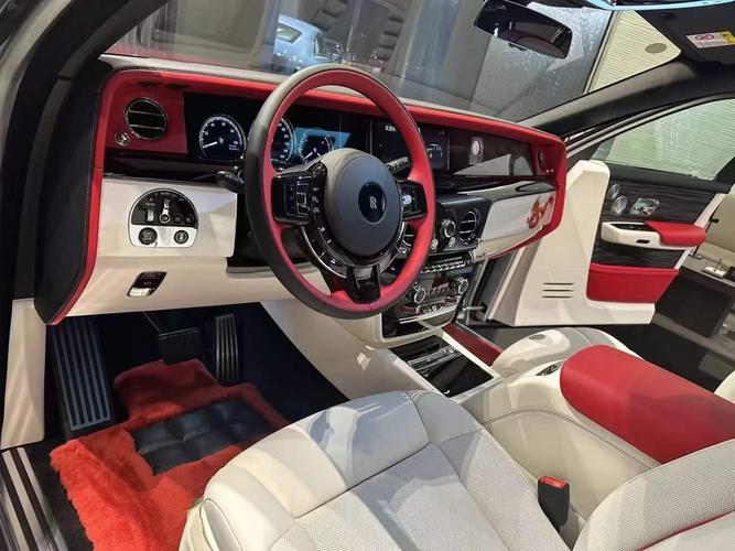 加长版劳斯莱斯图片／加长劳斯莱斯内饰图片