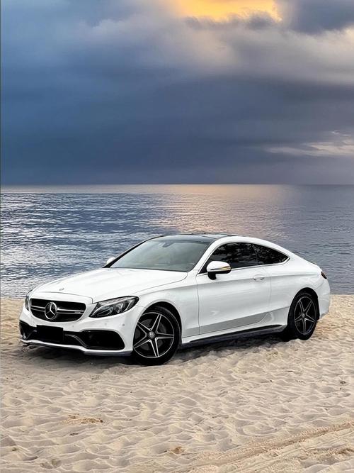 奔驰c200轿跑最新价格及图片(奔驰c200轿跑最新价格及图片大全)