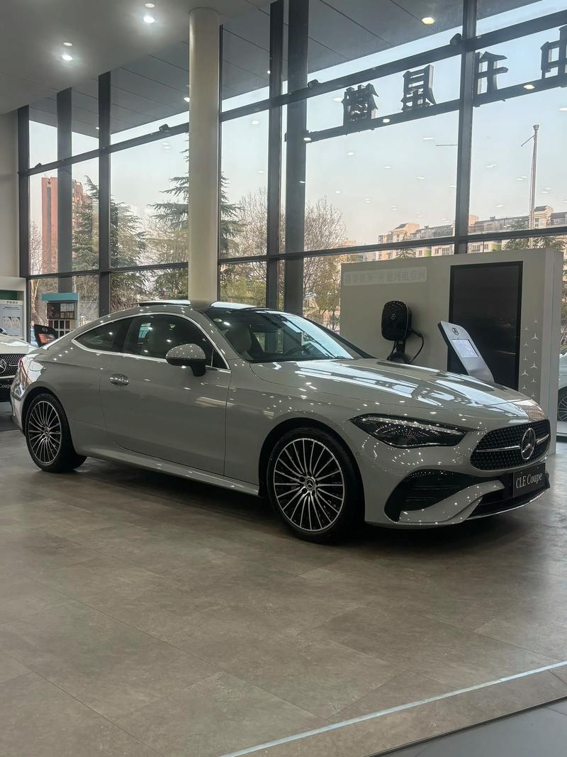 奔驰e260轿跑价格／奔驰轿跑e260多少钱