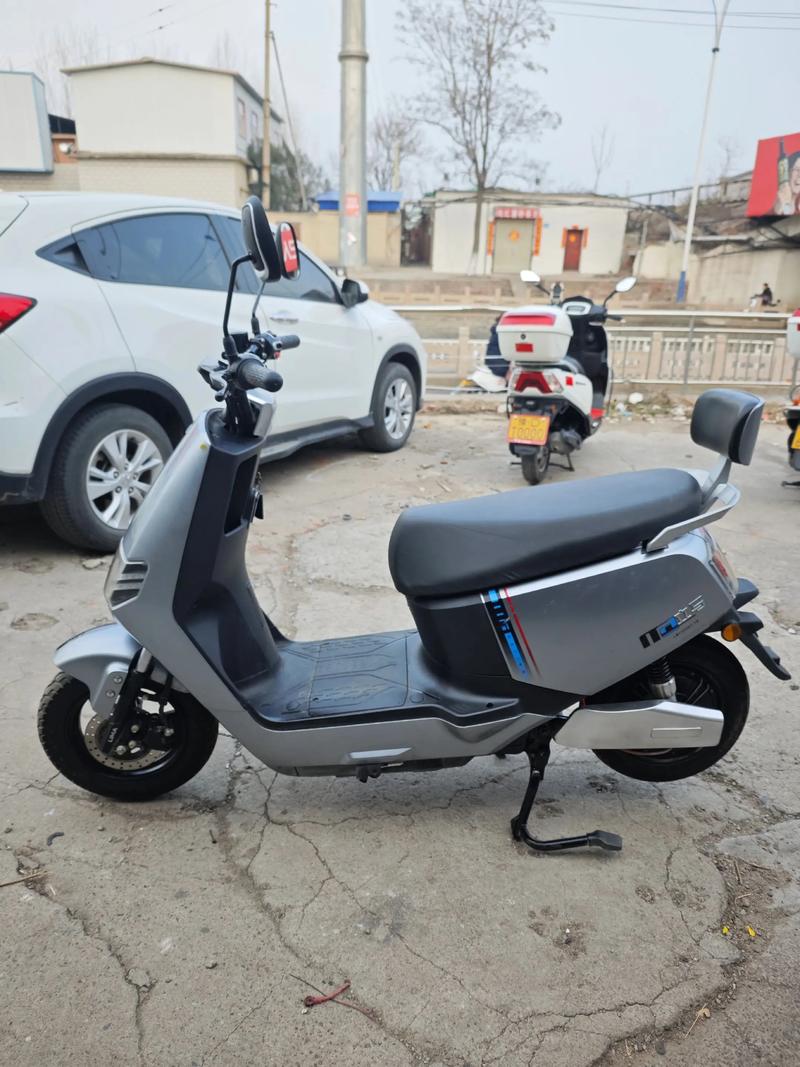 二手电动车转让400元／附近个人急卖二手电动车
