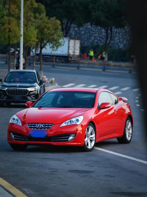 【现代进口劳恩斯,现代劳恩斯多少钱一辆】