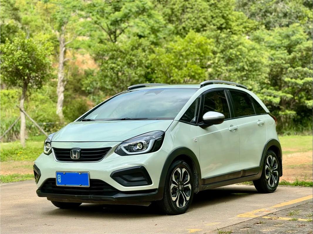 三厢飞度叫什么 三厢飞度好还是两厢飞度好