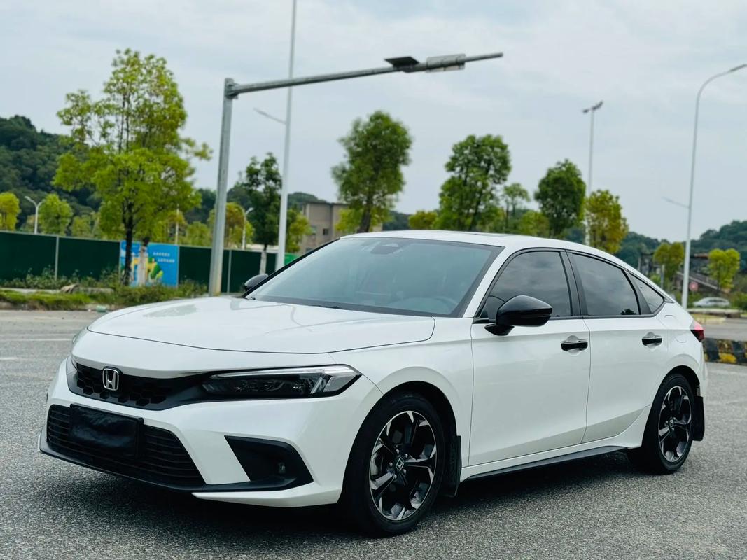 思域报价及图片2022款(思域车报价及图片价格)