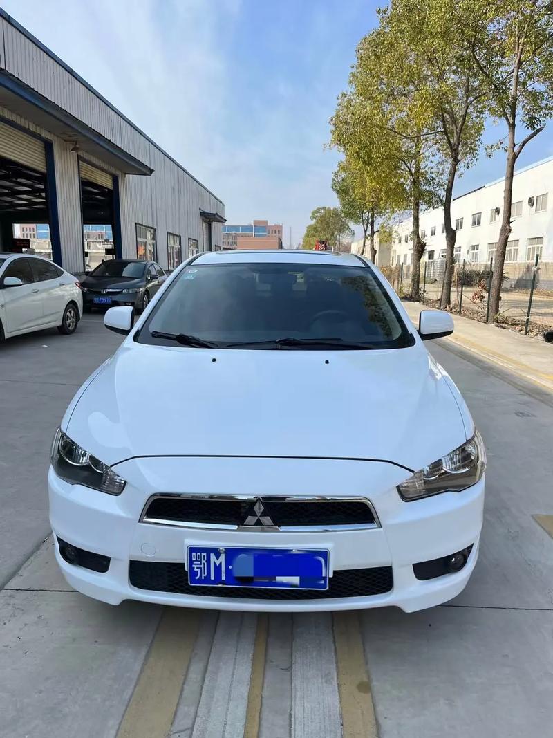 2023三菱翼神汽车多少钱,2021款三菱翼神