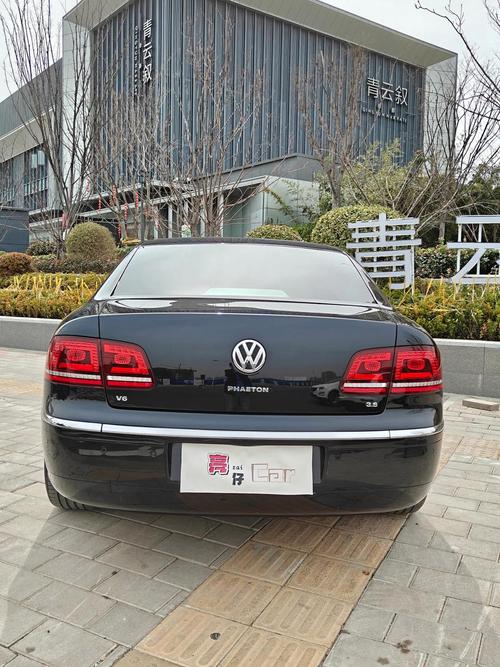 大众辉腾200万图片/大众辉腾多少钱一台车