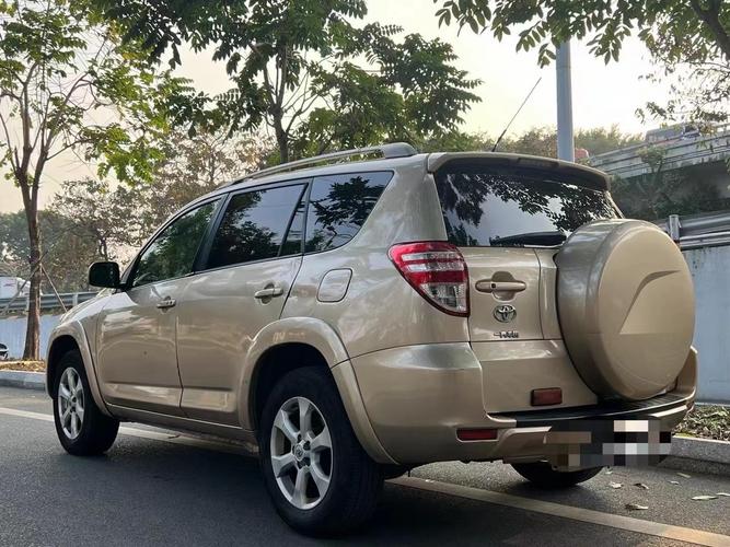 丰田荣放老款图片 丰田荣放2009