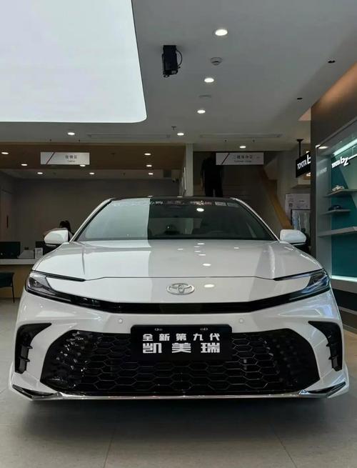 凯美瑞纯油好还是双擎,为什么聪明人都买低配车