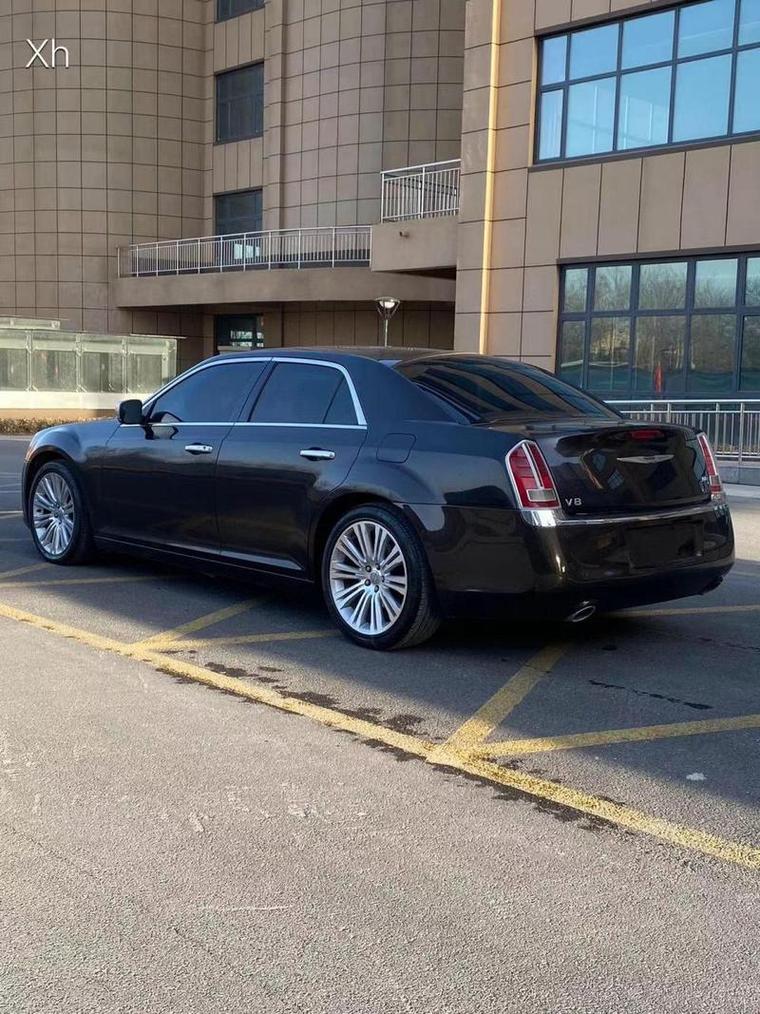 300c是什么牌的车 300c是什么牌子的车多少钱